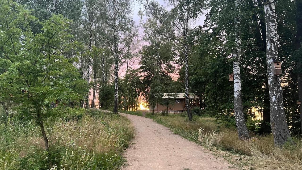 Wioska Wakacyjna Glamila Hotel Sterławki Wielkie Exterior foto