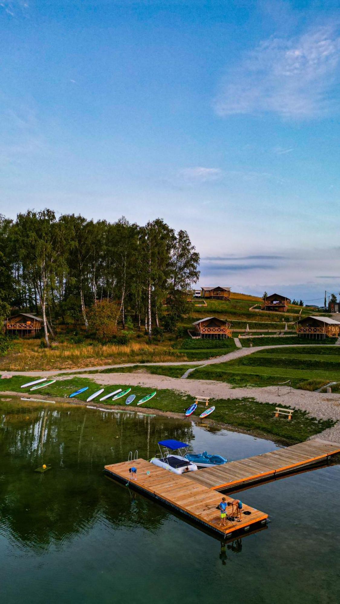 Wioska Wakacyjna Glamila Hotel Sterławki Wielkie Exterior foto